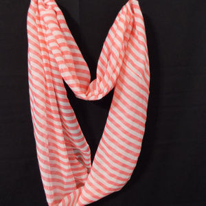 Striped infinity orange and white scar